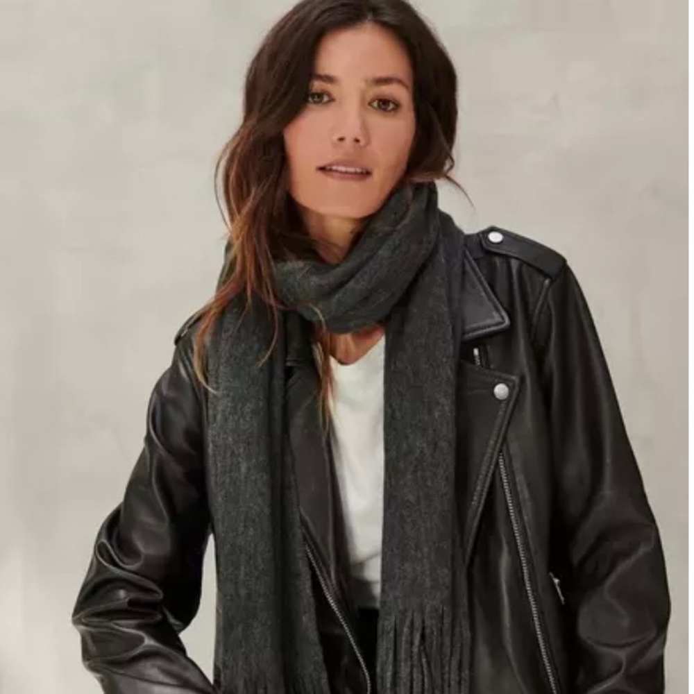 Lucky Brand solid brushed gray scarf
